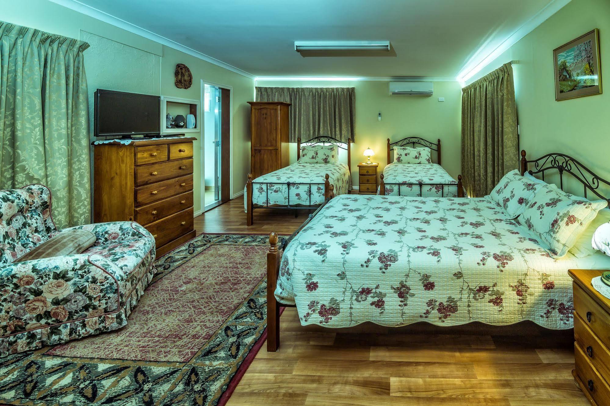 Armadale Cottage Bed & Breakfast Redcliffe Exterior foto